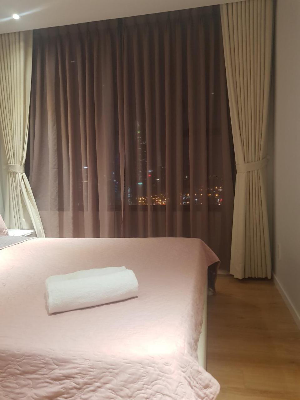 River Gate Apartment Ho Chi Minh City Exterior photo